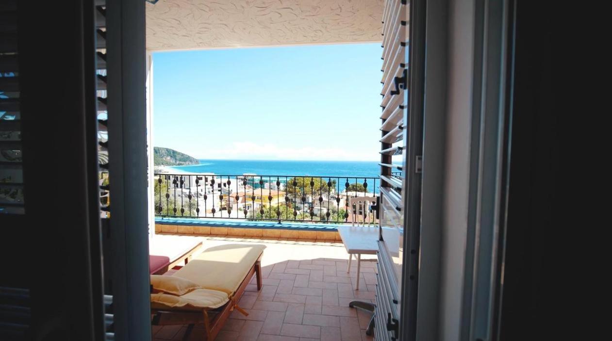 Exclusive Greccia Inn Dhërmi Δωμάτιο φωτογραφία